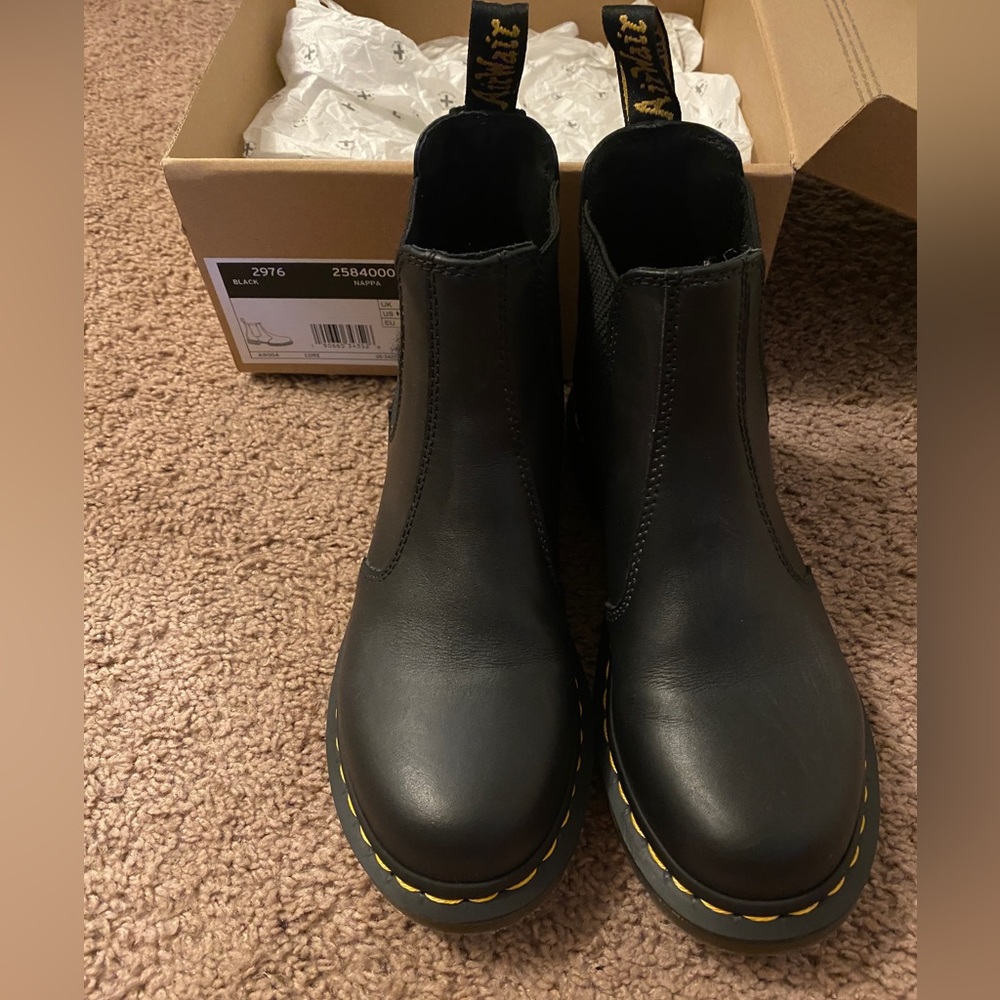 Dr Martens 2976 Chelsea Boots